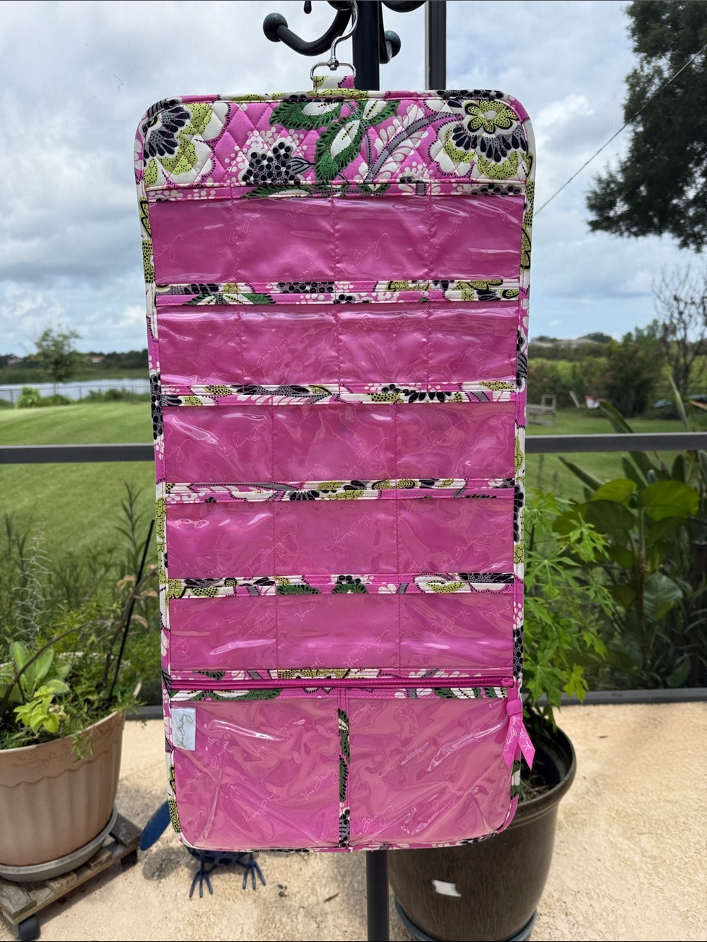 Vera Bradley Priscilla Pink Floral Hanging Cosmetic Organizer Clear Pockets